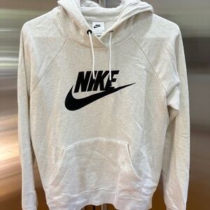 NIKE HOODED SWEATSHIRT NWOT size small